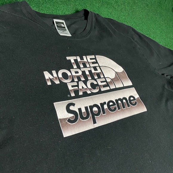 Supreme North Face Tee - Picture 1 of 1